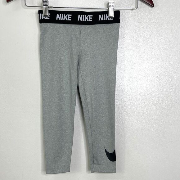 New Nike Sport Essentials Printed Leggings Toddler Girls Size 4 - Picture 1 of 7